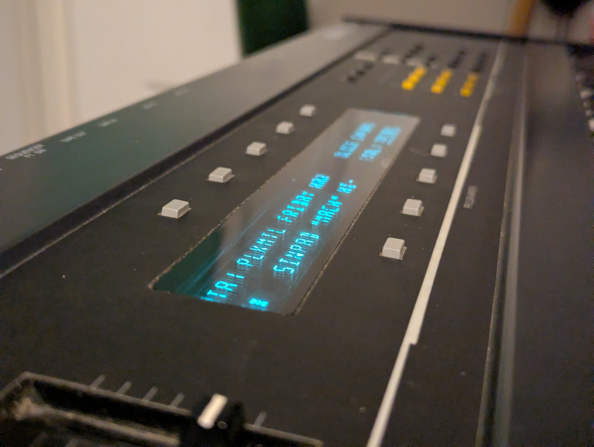 Ensoniq ESQ-1